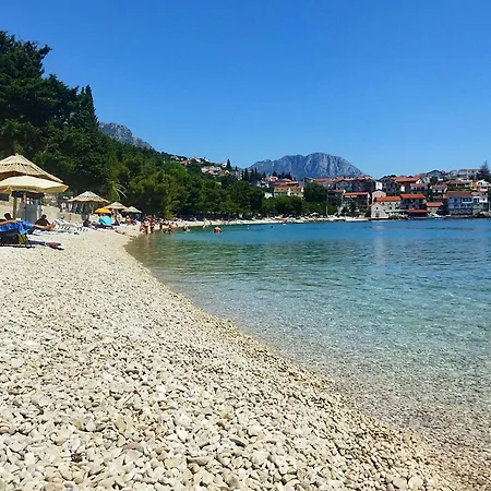Gasthuis And By The Sea - Makarska - 16160 2*