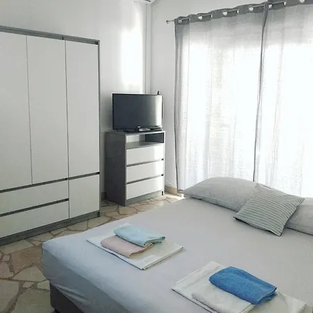 And By The Sea Podaca, Makarska - 16160